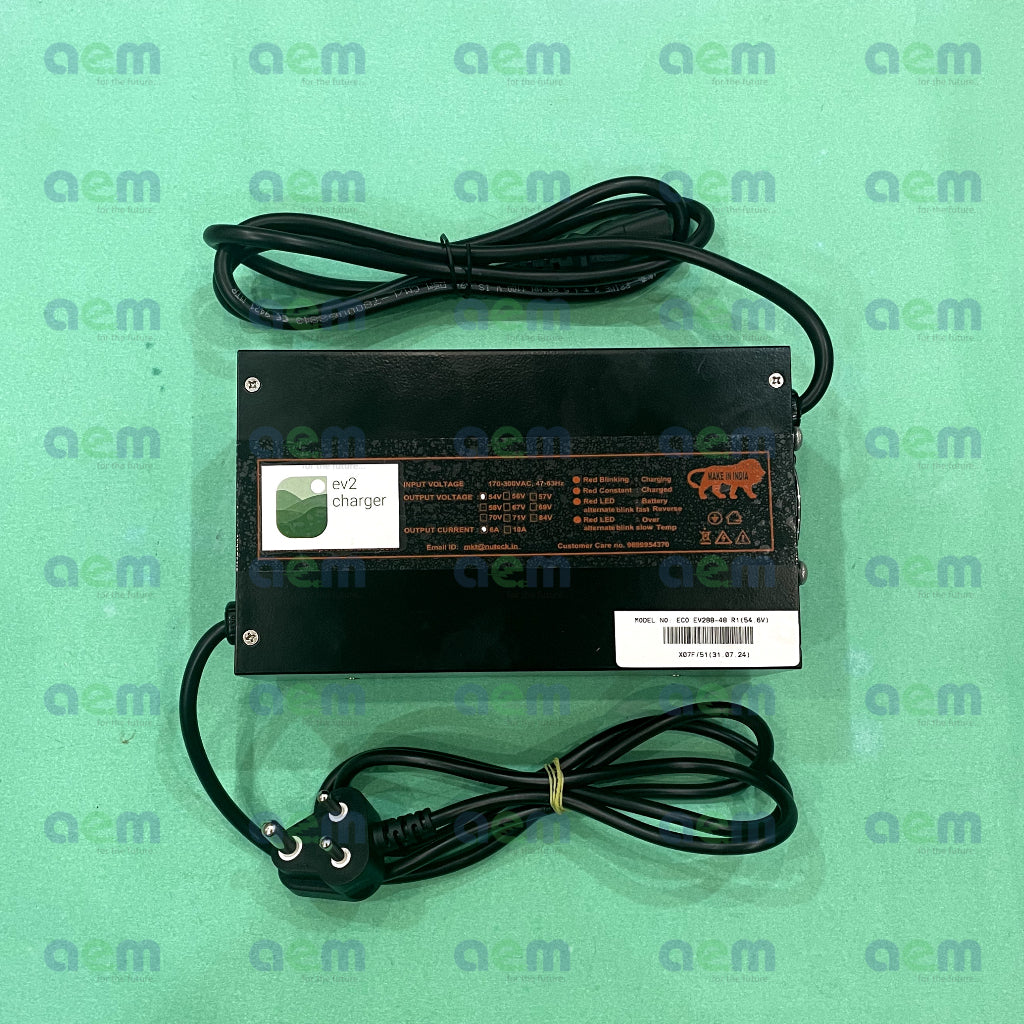 Okinawa R30 54.6V 6A Lithium Battery Charger – ev2 Charger