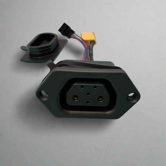 Revolt (2 + 4) Female Charging Socket with Wires (CAN) - RV400, RV400 BRZ, RV BlazeX, RV1, RV1+