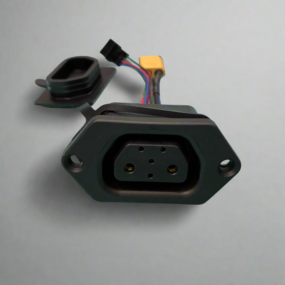 Revolt (2 + 4) Female Charging Socket with Wires (CAN) - RV400, RV400 ...